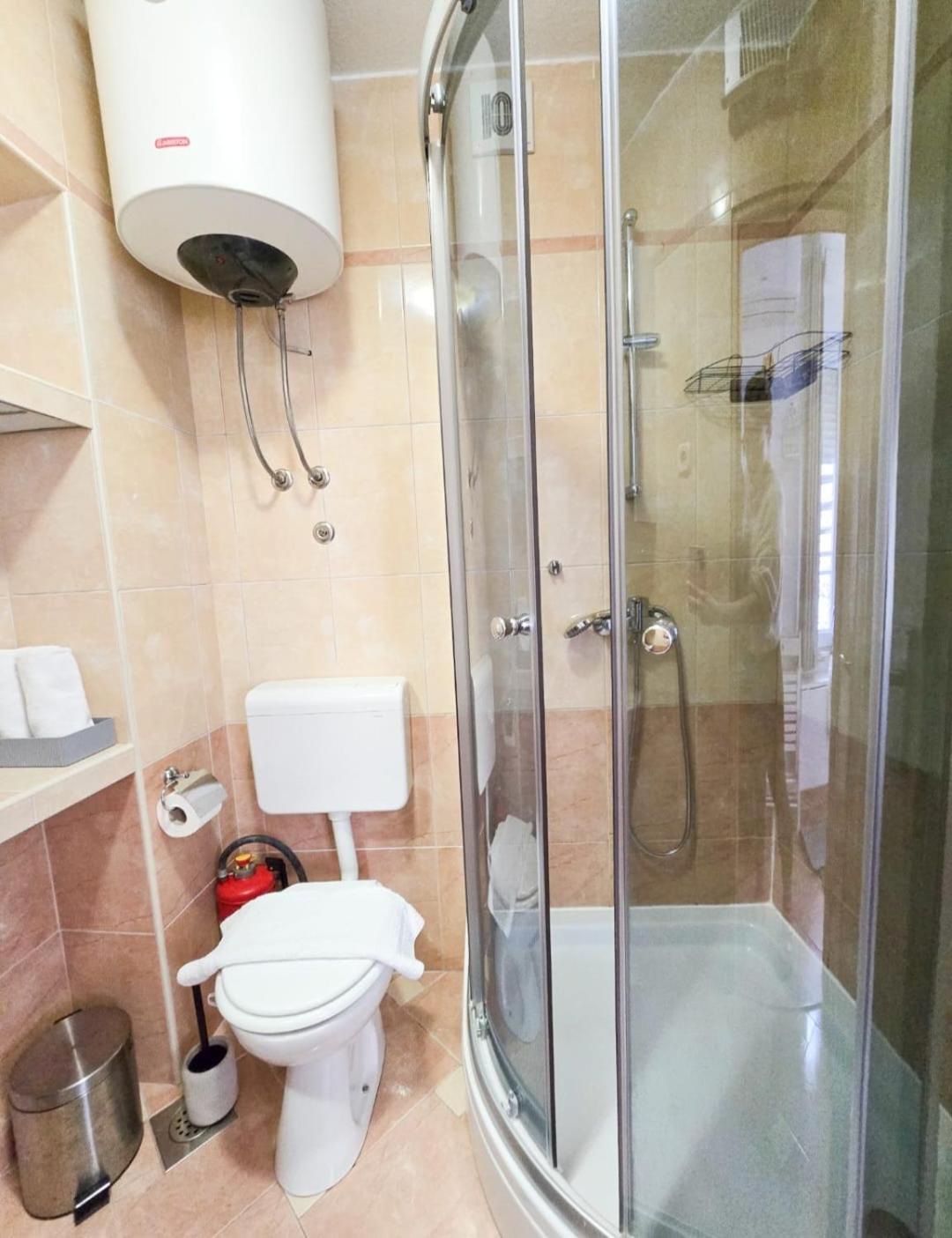 Private Bedroom With Bathroom Baška Voda Εξωτερικό φωτογραφία