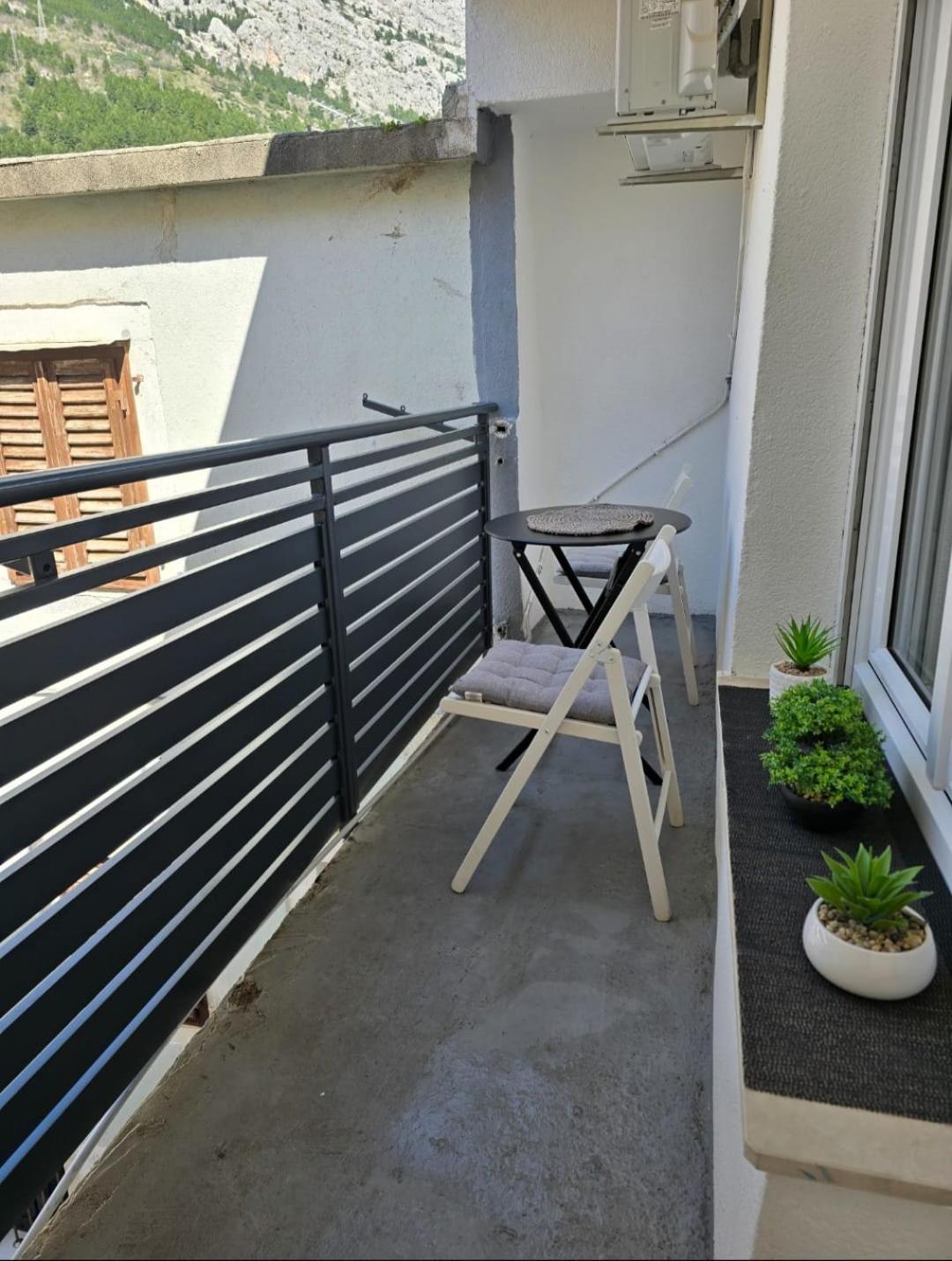 Private Bedroom With Bathroom Baška Voda Εξωτερικό φωτογραφία